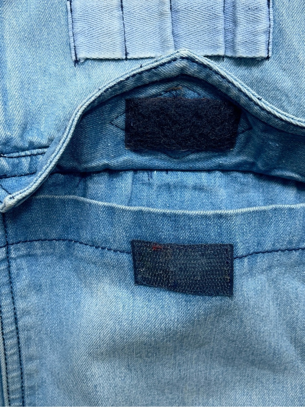 Vtg Saint Laurent YSL SPORT Denim Vest Mens Size Small Faded Blue Distressed - Picture 15 of 16